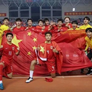 开云赛事-真怕黑色3分钟！国少最后阶段踢得太乱了 球迷：日本教练非蠢即坏